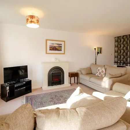 12 Thrang Brow, Holiday home